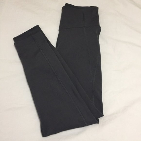 Girlfriend Collective Leggings in Smoke - Small - Picture 3 of 3